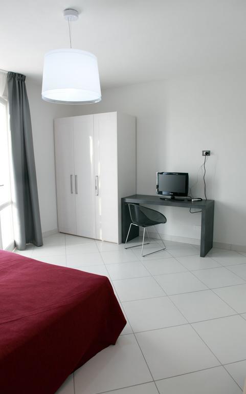 Brezza Di Grecale Aparthotel Trapani Kamer foto