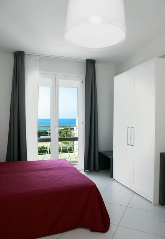 Brezza Di Grecale Aparthotel Trapani Kamer foto